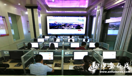 亳州市譙城區(qū)精準扶貧大數(shù)據(jù)服務中心