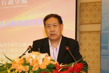 國(guó)家信息化專家咨詢委員會(huì)委員、國(guó)家行政學(xué)院教授 汪玉凱