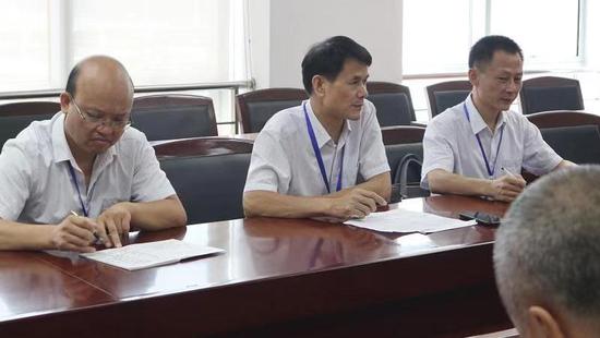 長沙市住房公積金管理中心岳麓區(qū)管理部月度工作講評會