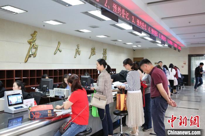 長沙創(chuàng)新探索政務(wù)數(shù)據(jù)“聚、通、用”賦能營商環(huán)境優(yōu)化