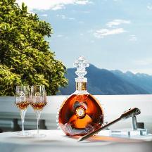 白蘭地是屬于什么酒，為何品鑒它繞不開路易十三干邑