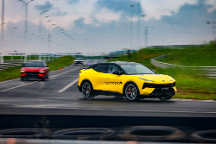 走進路特斯全球智能工廠，探尋首款純電超跑SUV Eletre的極致基因