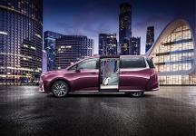 看完格瑞維亞2023款價格圖片心動不已？別急，21.99萬元起把明星同款保姆車帶回家！